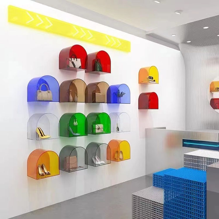 Présentoir mural en acrylique  - Shoe Box Display avis et prix
